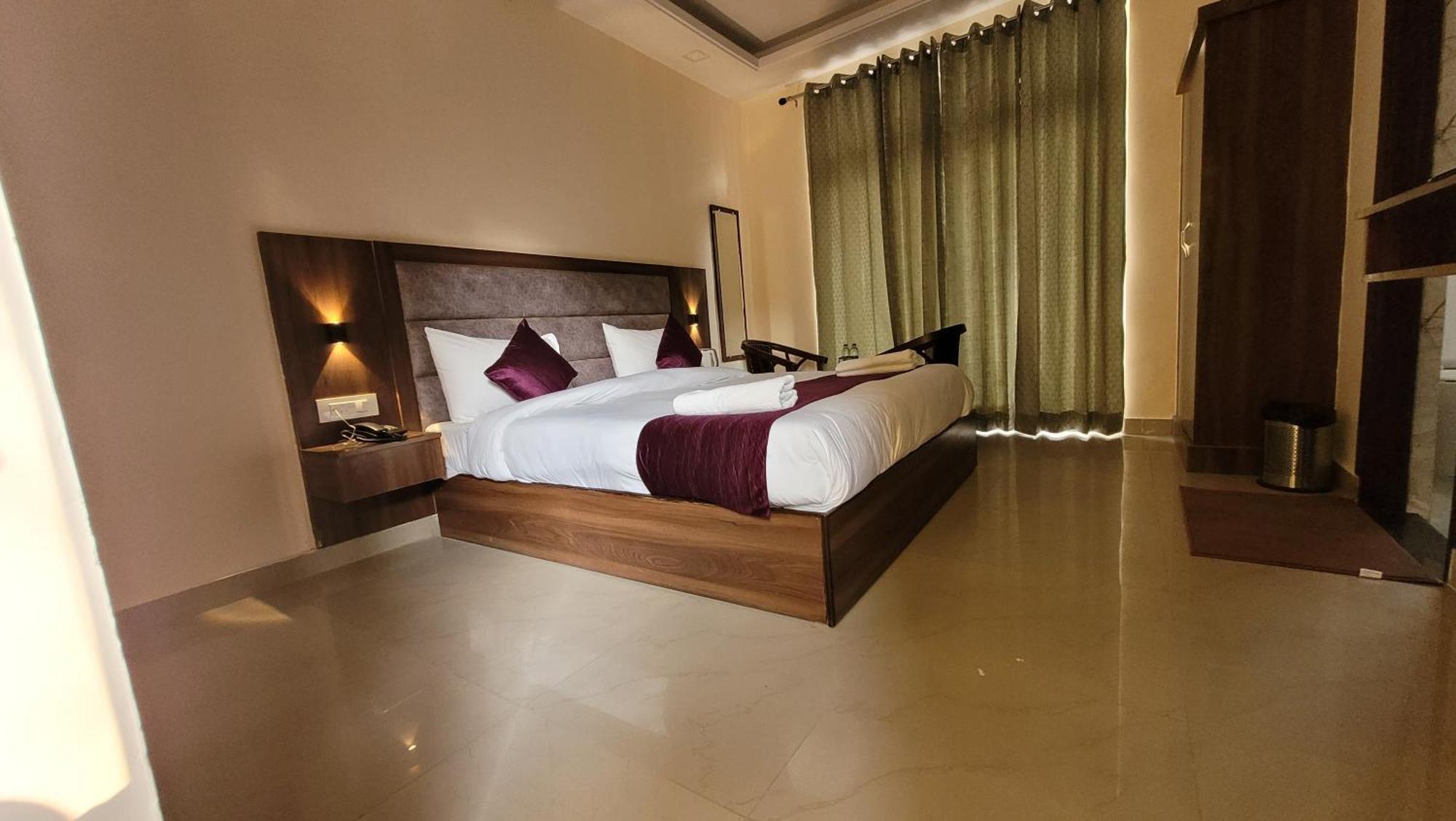 Hotel Keshav Nandan By The Shivaay Rishikesh Ngoại thất bức ảnh